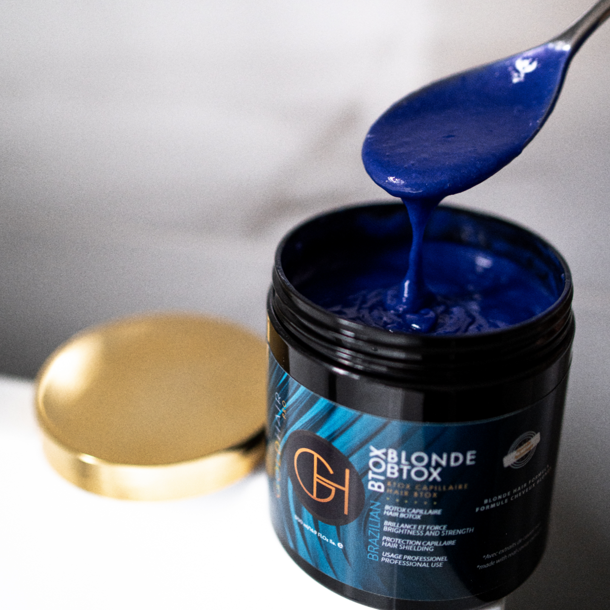 Botox capillaire pour blonde avec un pigment violacé sans formaldéhyde